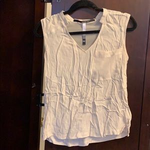 Kensie V neck blouse with pocket